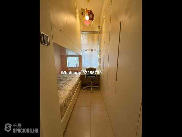 Sai Ying Pun - 224 Queen's Road West 03