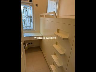 Sai Ying Pun - 224 Queen's Road West 04