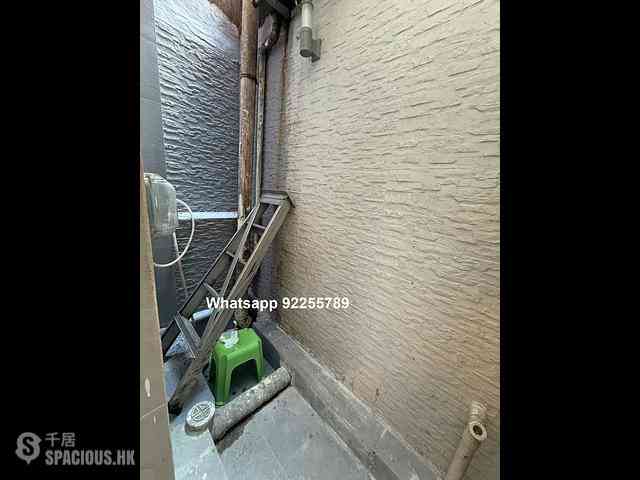 Sai Ying Pun - 224 Queen's Road West 07