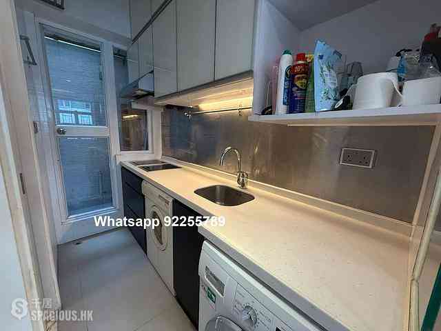 Sai Ying Pun - 224 Queen's Road West 08