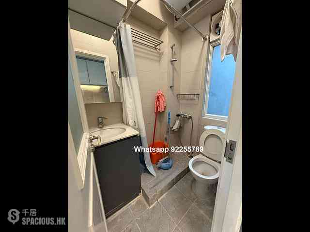 Sai Ying Pun - 224 Queen's Road West 09