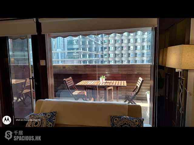 Wan Chai - Rialto Building 04