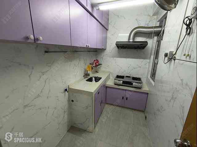 Tai Po - Tai Po Centre Phase 5 Block 16 04