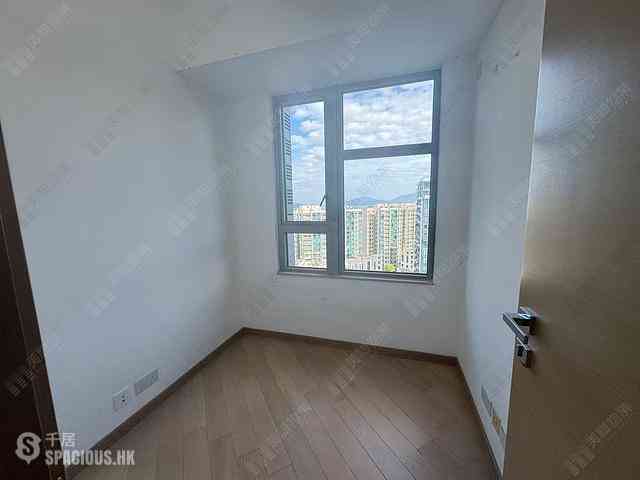 Pak Shek Kok - St Martin Phase 1 Tower 3 06