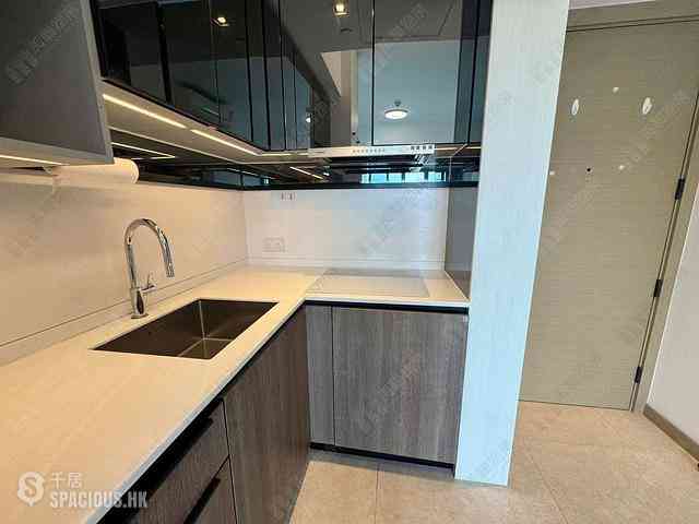 Pak Shek Kok - St Martin Phase 1 Tower 3 04