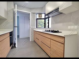 Jardines Lookout - Cavendish Heights Block 8 05