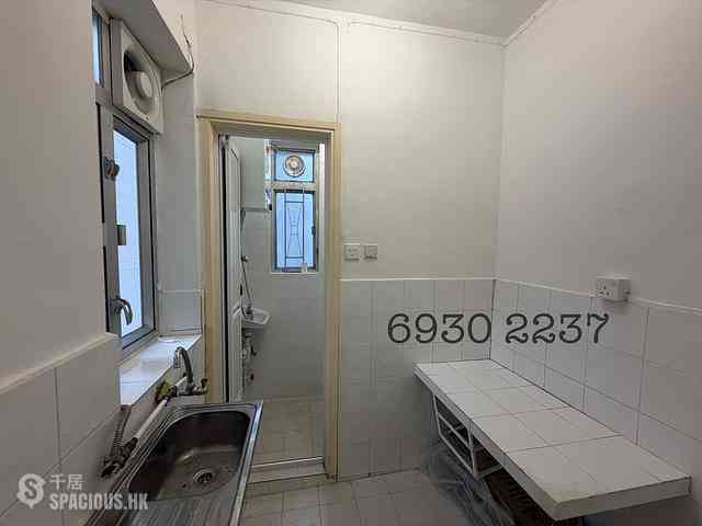 Sai Ying Pun - 21, High Street 07