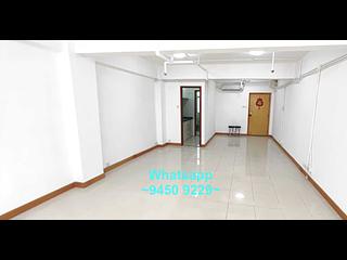 Sheung Wan - Yu Hing Mansion 04