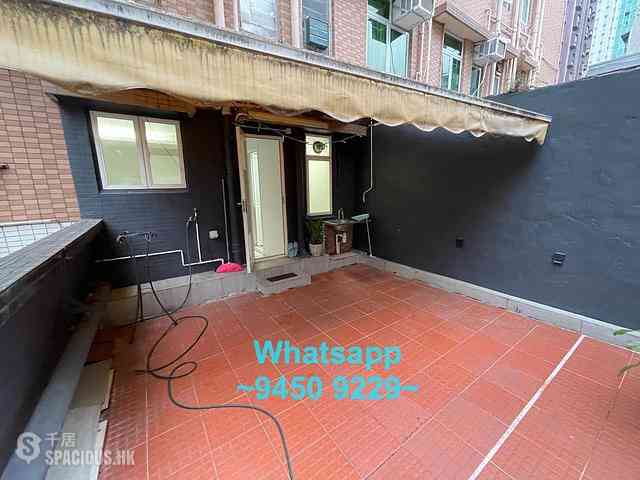 Sheung Wan - Wah Koon Building 03