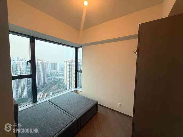 Tin Shui Wai - Yoho West Phase 1 Tower 3B 08