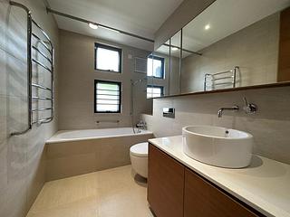 Jardines Lookout - Cavendish Heights Block 7 03