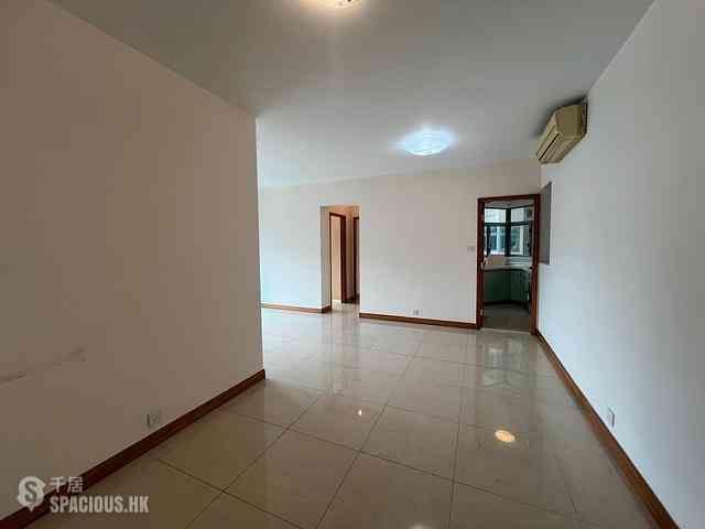 Tung Chung - Coastal Skyline Phase 3 La Rossa Block Block A (Block 7) 02