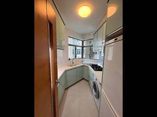Tung Chung - Coastal Skyline Phase 3 La Rossa Block Block A (Block 7) 03