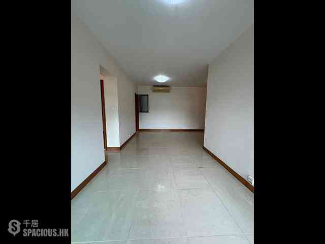 Tung Chung - Coastal Skyline Phase 3 La Rossa Block Block A (Block 7) 05