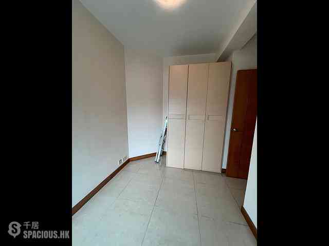 Tung Chung - Coastal Skyline Phase 3 La Rossa Block Block A (Block 7) 06