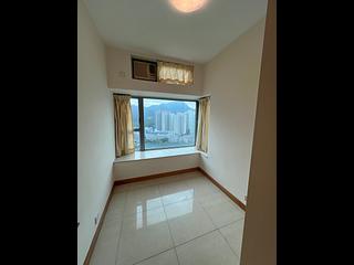 Tung Chung - Coastal Skyline Phase 3 La Rossa Block Block A (Block 7) 08
