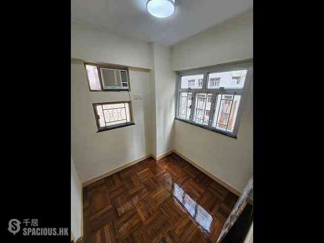 Sai Ying Pun - Po Fung Building 05
