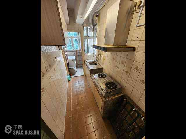 Sai Ying Pun - Po Fung Building 08