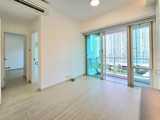 Tung Chung - Coastal Skyline Phase 4 Le Bleu Deux 05
