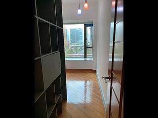 Hung Hom - Royal Peninsula Block 1 04