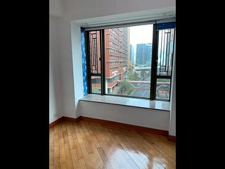 Hung Hom - Royal Peninsula Block 1 03
