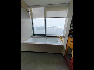 Whampoa Garden - Harbourfront Landmark Tower 2 03