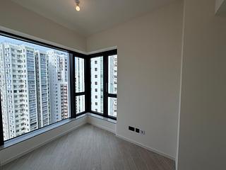 Shau Kei Wan - Oria 06