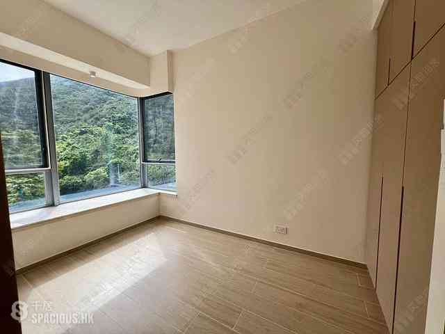 Ap Lei Chau - Larvotto Block 7 03