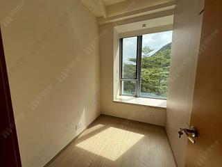 Ap Lei Chau - Larvotto Block 7 04