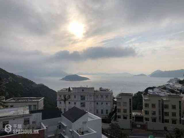 Chung Hom Kok - Villa Piubello 01