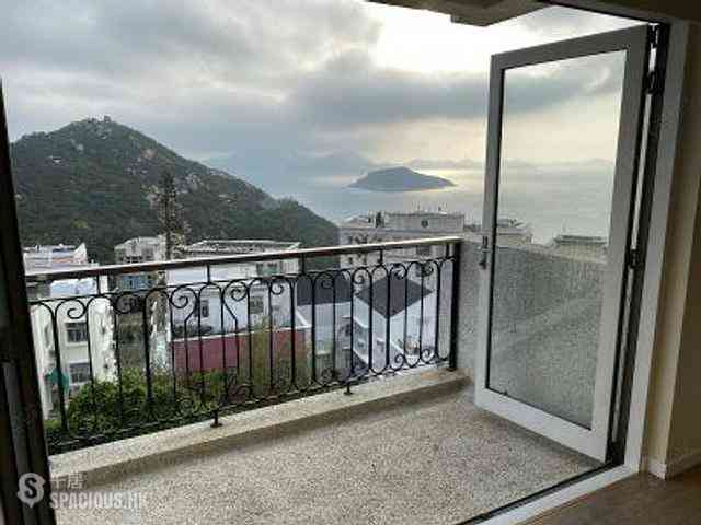 Chung Hom Kok - Villa Piubello 12
