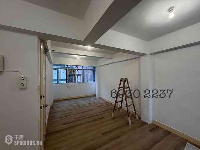 Sai Ying Pun - 21, High Street 01