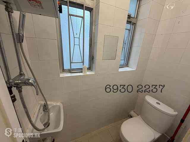 Sai Ying Pun - 21, High Street 06