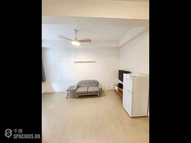 Causeway Bay - Lee Fat Building 02