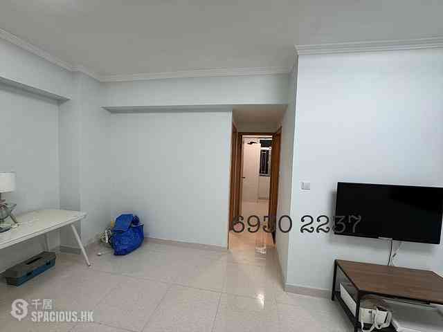 Sai Ying Pun - 33, Bonham Road 03