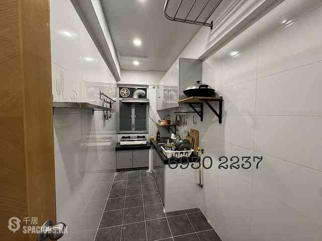 Sai Ying Pun - 33, Bonham Road 09