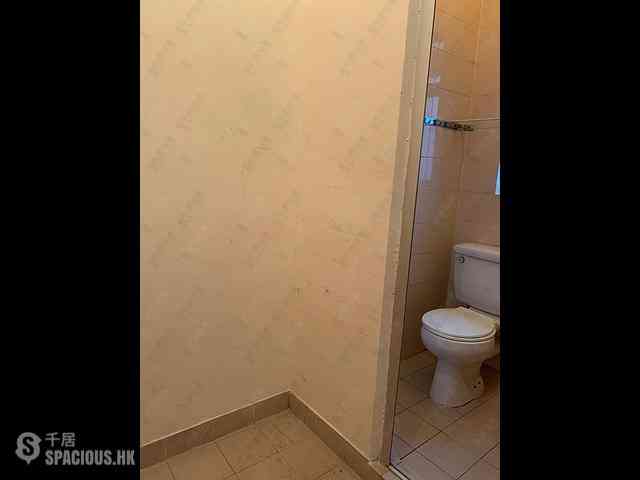 Fortress Hill - Le Sommet Block 1 03