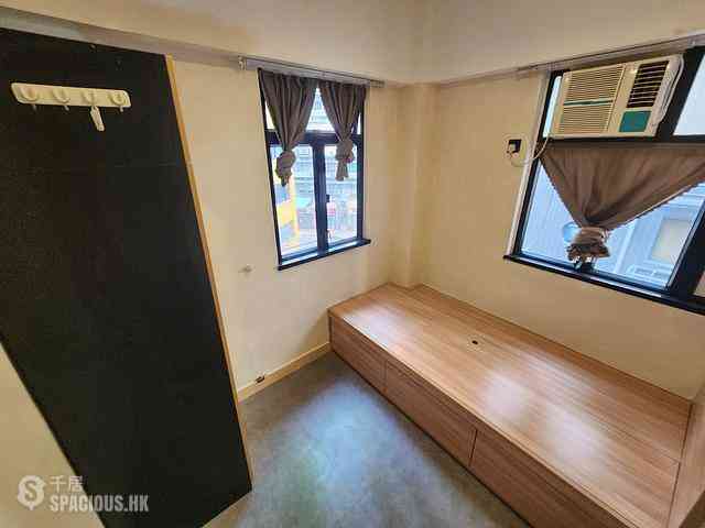 Sheung Wan - 84-86, Ko Shing Street 01