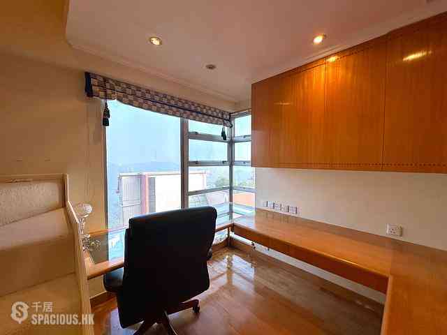 The Peak - Sunshine Villa 06