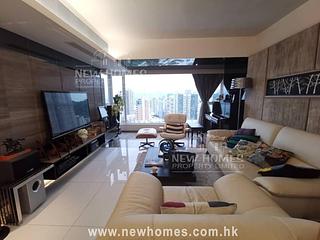 Tai Hang - Swiss Towers 04