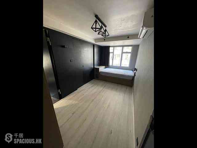 Sheung Wan - Wah Koon Building 05