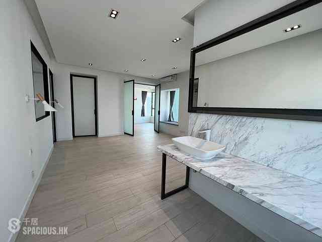 Tung Chung - Caribbean Coast Phase 1 Monterey Cove Tower 1 06