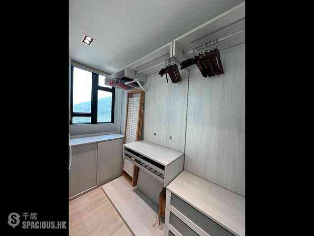 Tung Chung - Caribbean Coast Phase 1 Monterey Cove Tower 1 07
