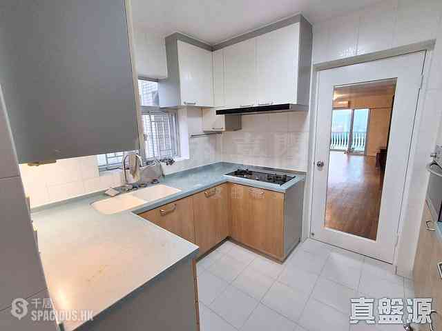 Braemar Hill - Braemar Hill Mansions Block 9 09