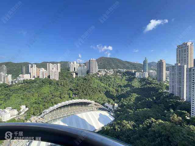 Happy Valley - Beverly Hill 01