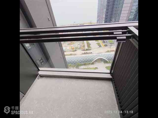 Kai Tak - The Pavilia Forest 02