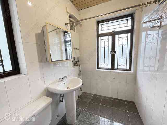 Happy Valley - 11-15, Briar Avenue 09
