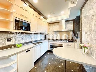 Jardines Lookout - 3, Repulse Bay Road 14