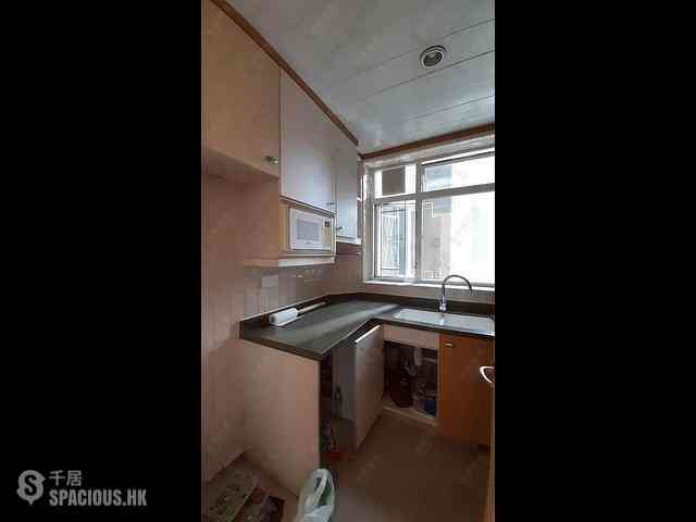 Quarry Bay - The Orchards Block 2 11