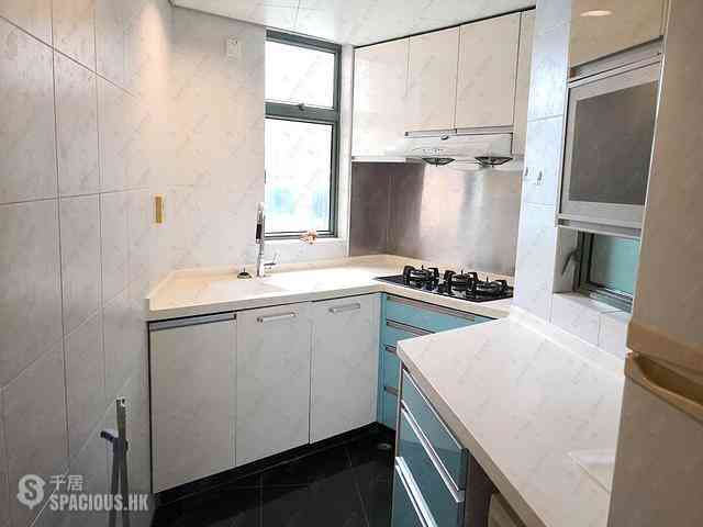 Siu Sai Wan - Island Resort Block 1 10